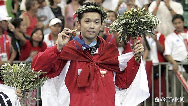 中国羽毛球队完胜马来西亚羽毛球队，陶菲克惊艳世界的简单介绍