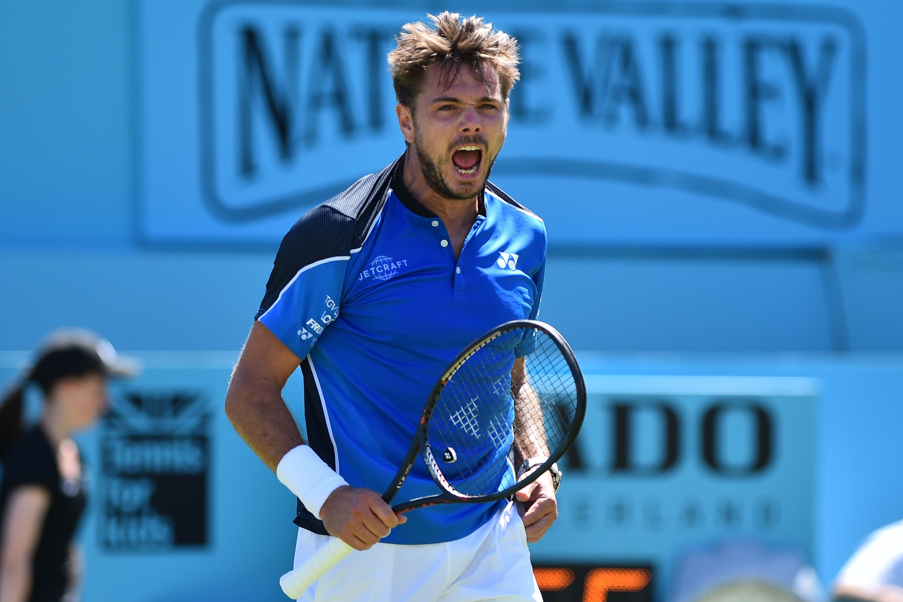 包含德国网球队轻取美国网球队，瓦林卡制霸全场的词条