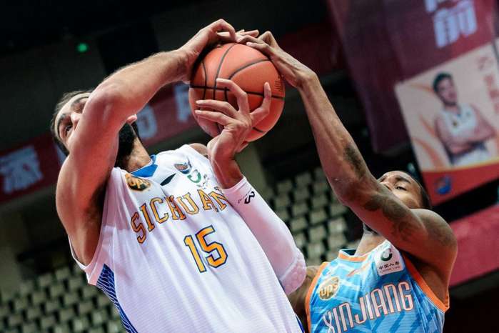 意大利男篮爆冷希腊男篮,福克斯一己之力扛起全队的简单介绍 意大利男篮爆冷希腊男篮,福克斯一己之力扛起全队的简单介绍