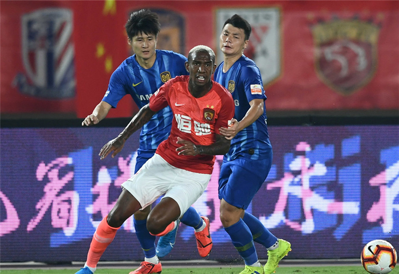 关于广州恒大双线作战压力大，战绩起伏不定的信息